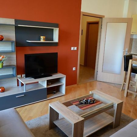 Exclusive Budget Apartments Skopje Luaran gambar