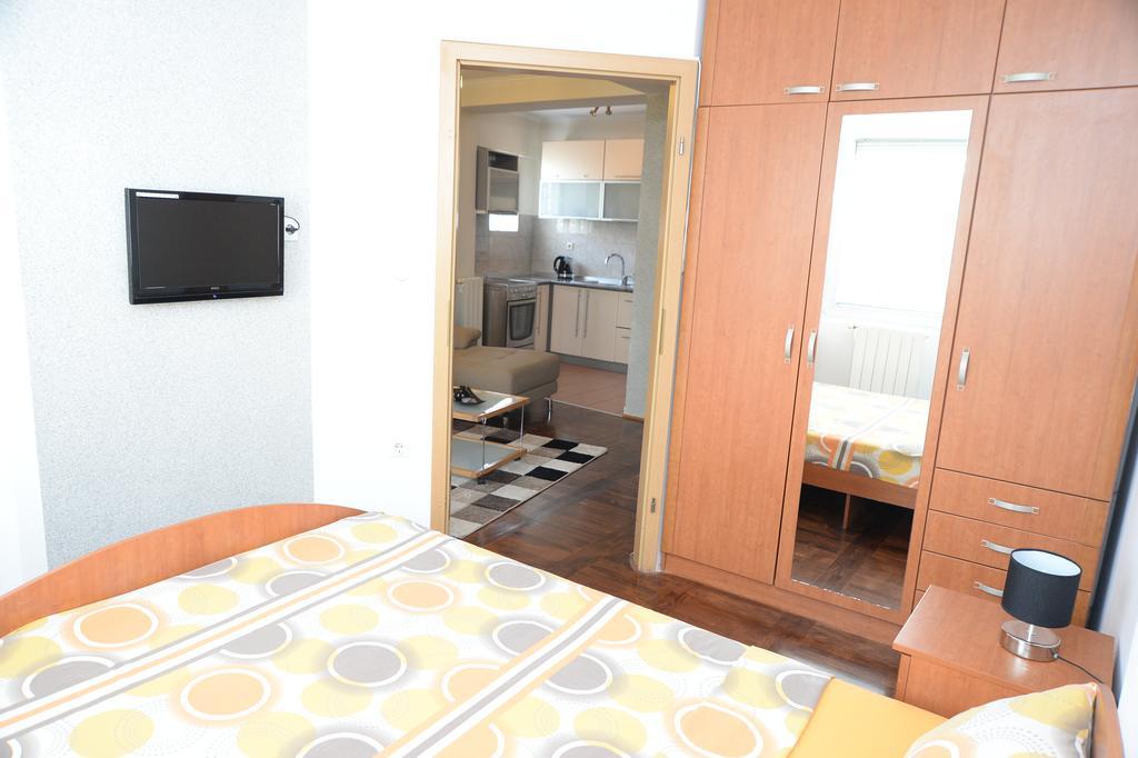 Exclusive Budget Apartments Skopje Luaran gambar