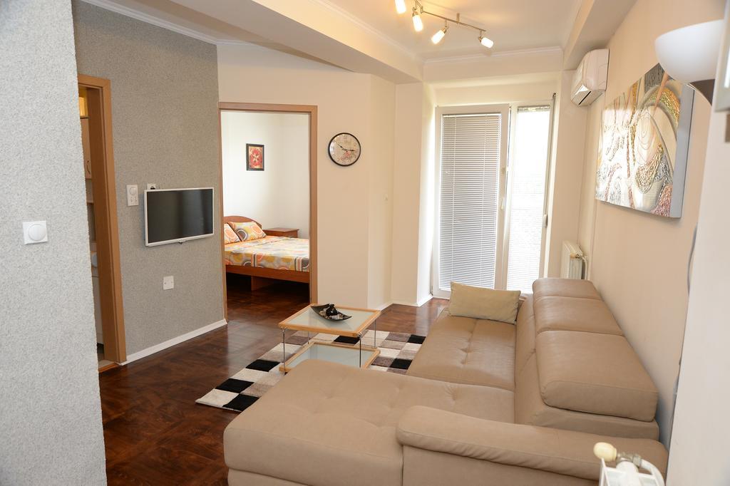 Exclusive Budget Apartments Skopje Luaran gambar