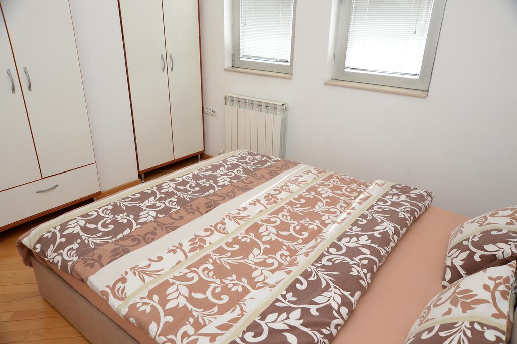 Exclusive Budget Apartments Skopje Luaran gambar