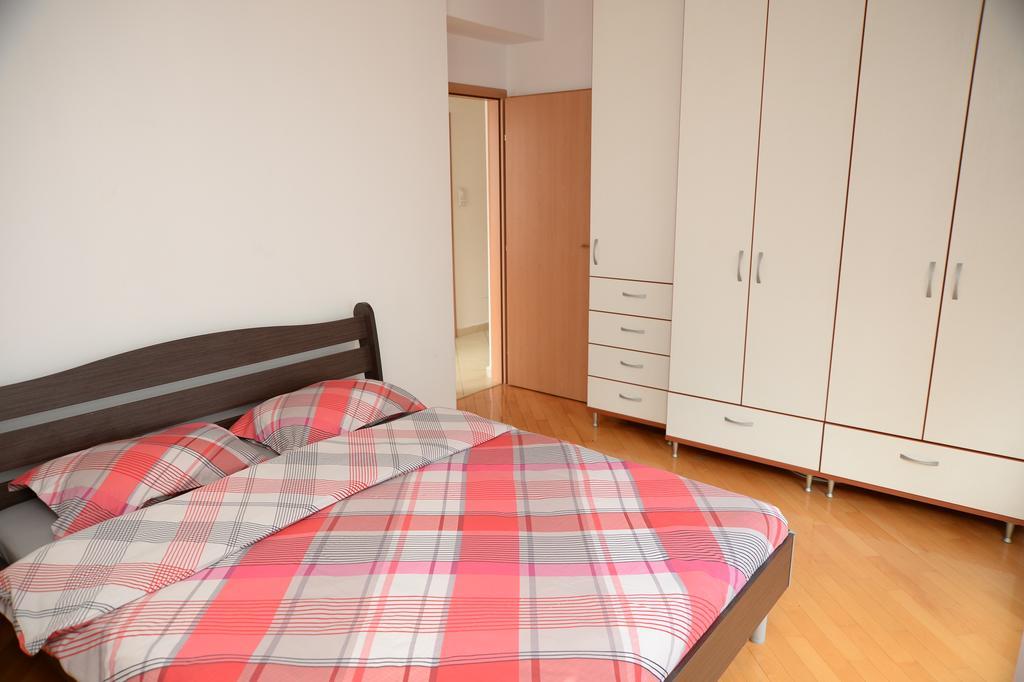 Exclusive Budget Apartments Skopje Luaran gambar