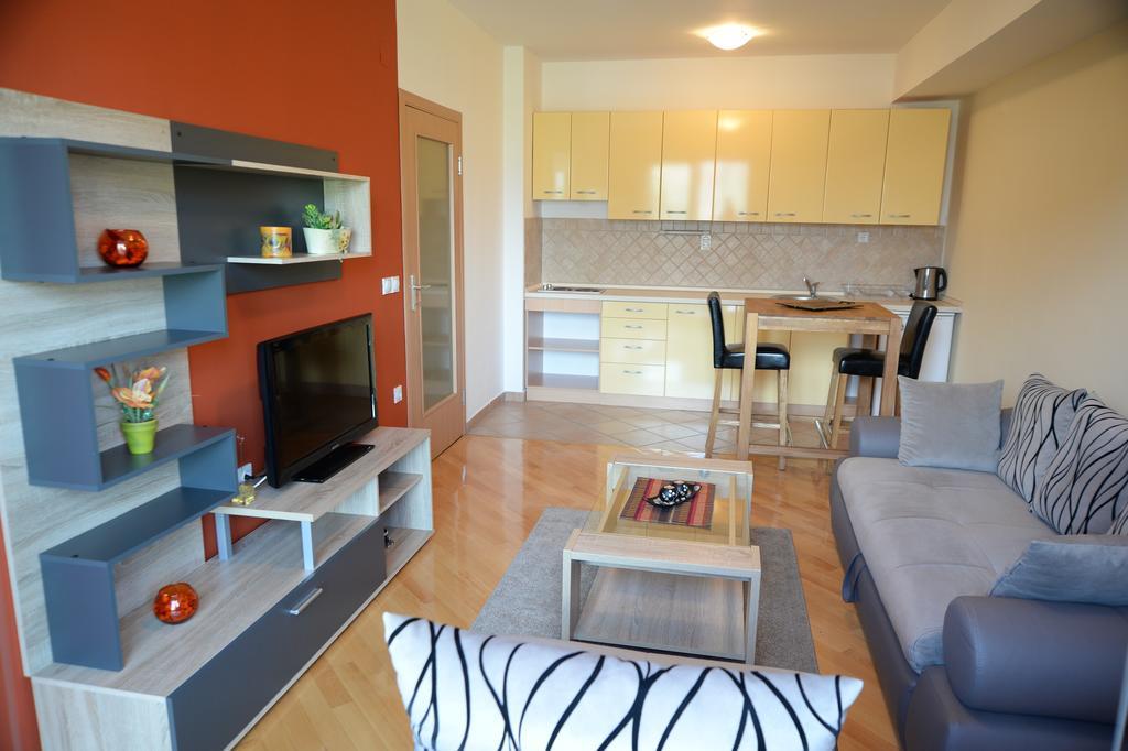 Exclusive Budget Apartments Skopje Luaran gambar