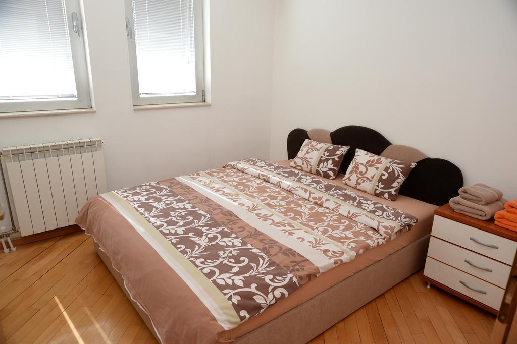 Exclusive Budget Apartments Skopje Luaran gambar