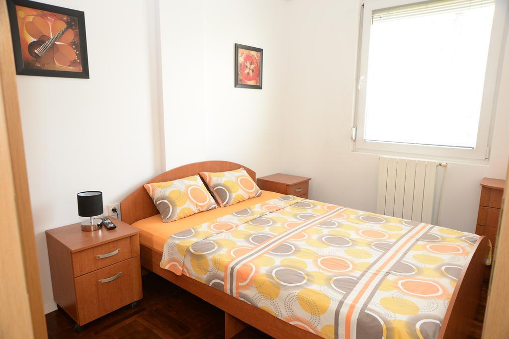 Exclusive Budget Apartments Skopje Luaran gambar