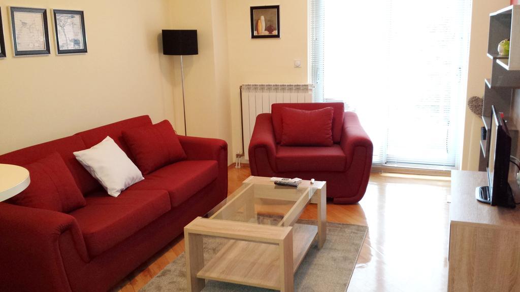 Exclusive Budget Apartments Skopje Luaran gambar