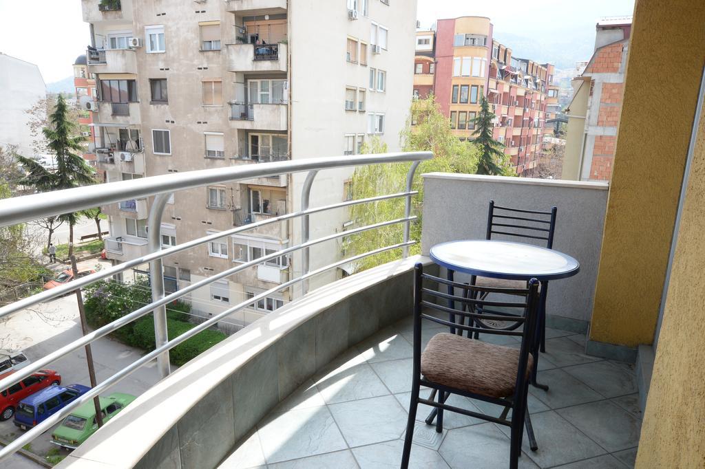 Exclusive Budget Apartments Skopje Luaran gambar